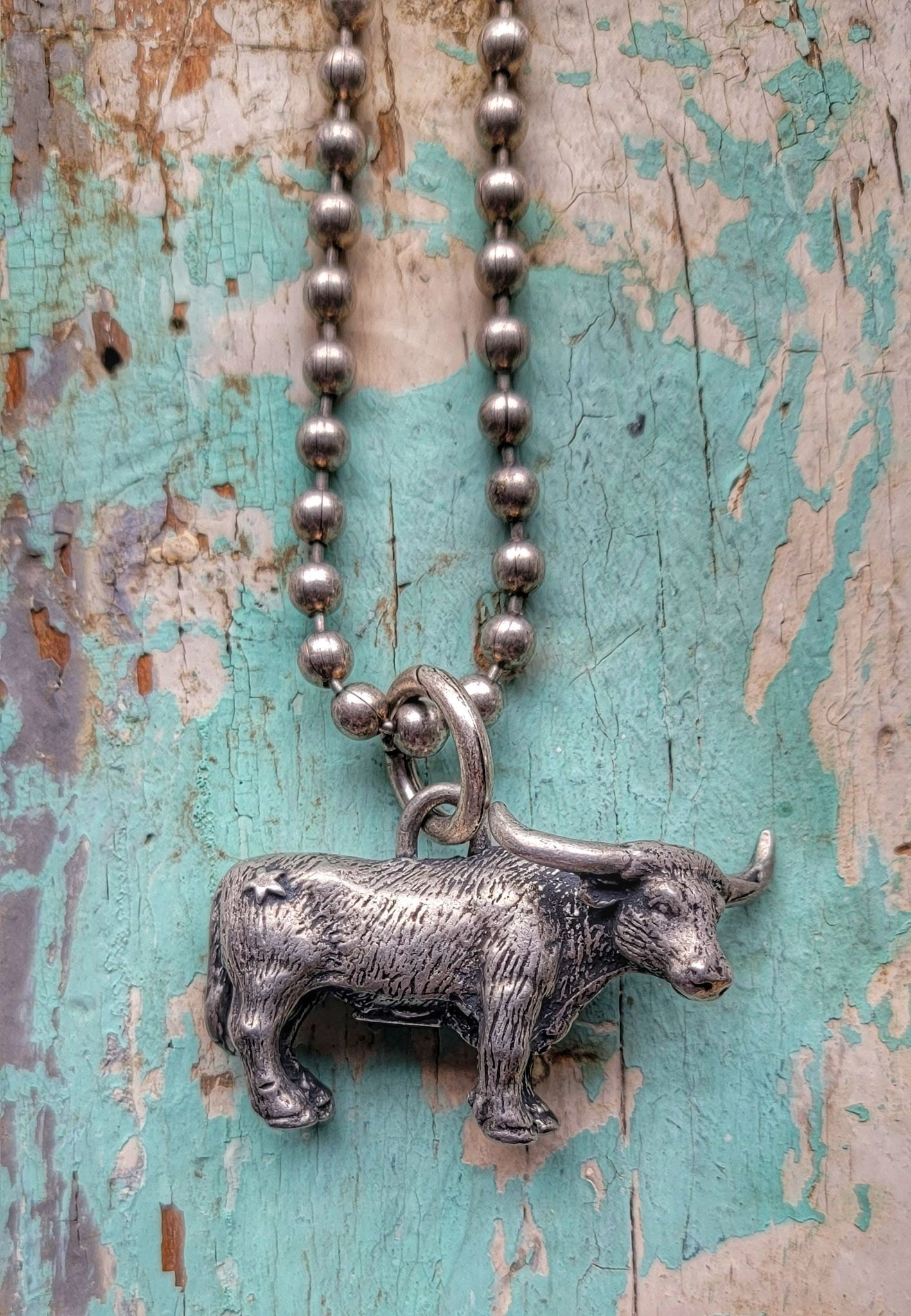 Tres Melindas: Longhorn Necklace