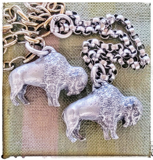 Tres Melindas: Big Bison Necklace