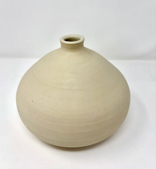 Katy Fox: Ceramic Vase (Teardrop White)