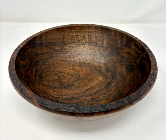 Artisanal Wood Creations: Claro Walnut Bowl with Decorative Rim
