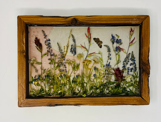 Julianna Lovasz: Flower Frame (Horizontal)