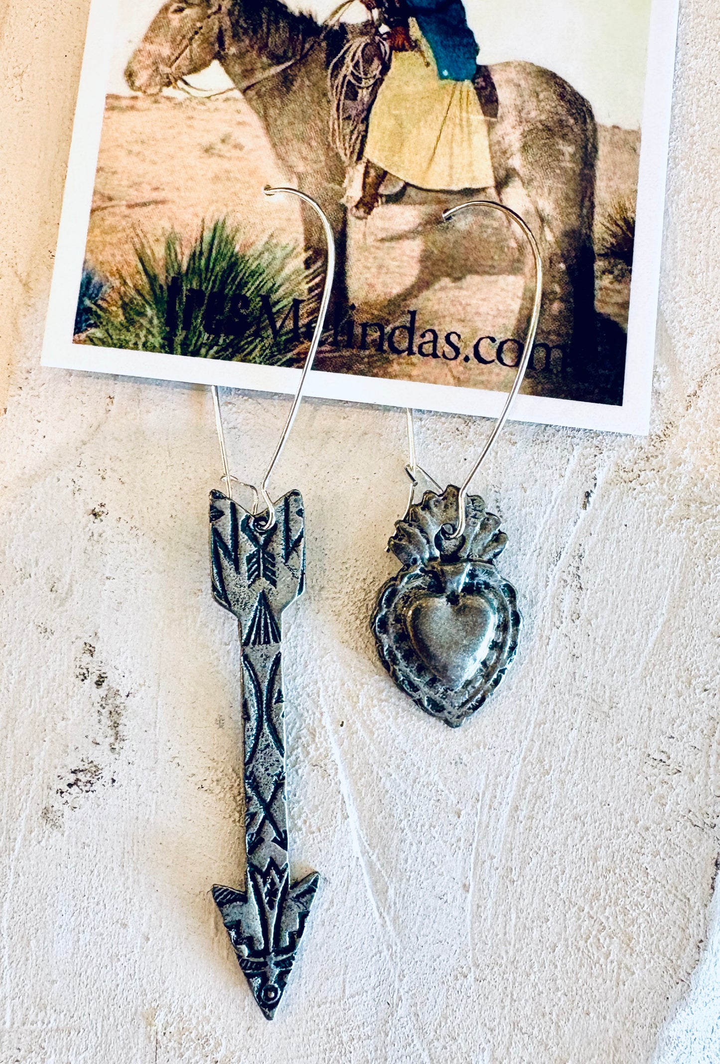 Tres Melindas: Mix Match Arrow and Milgaros Heart Earrings
