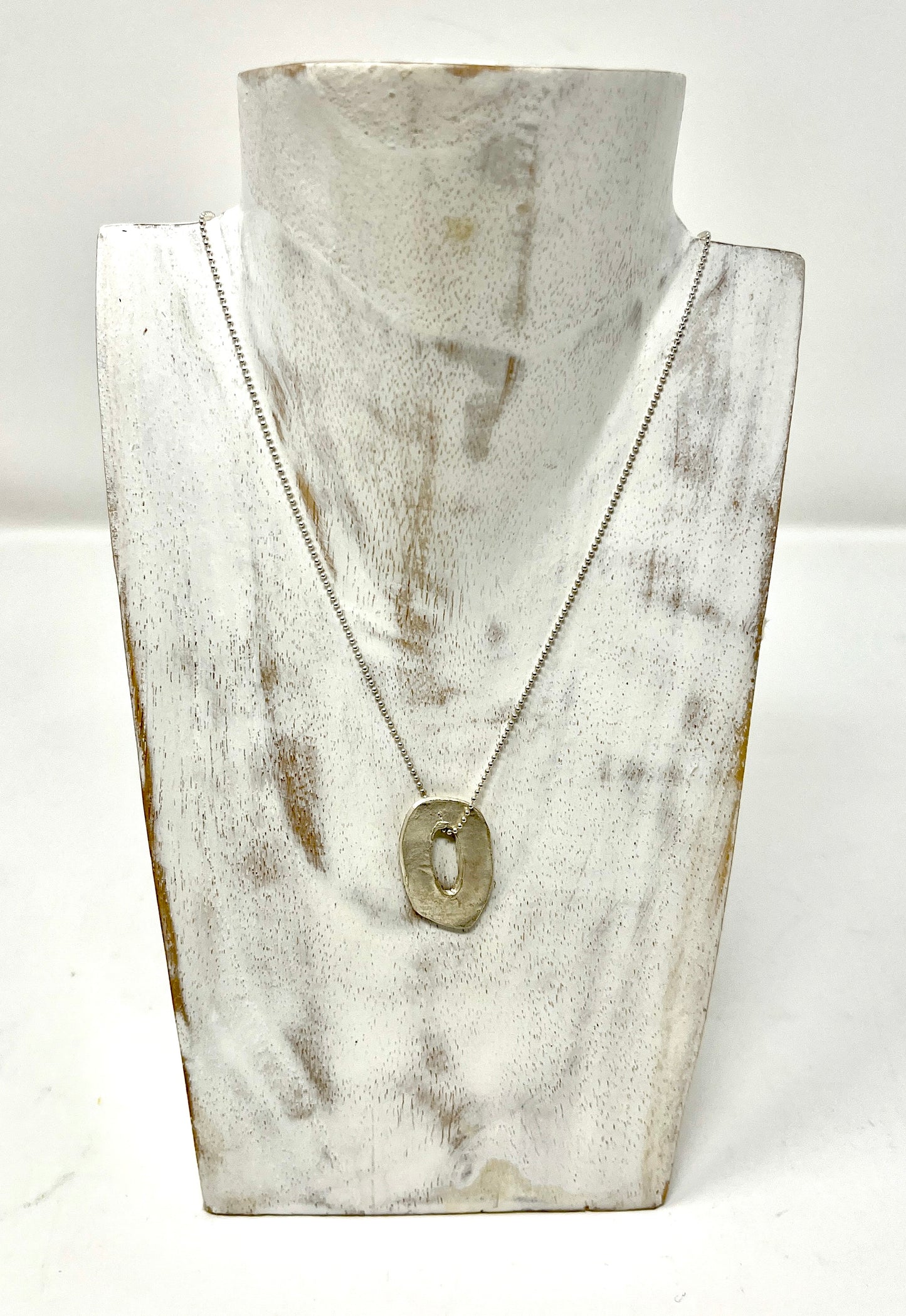 Bronwyn Minton: Small Silver Necklace
