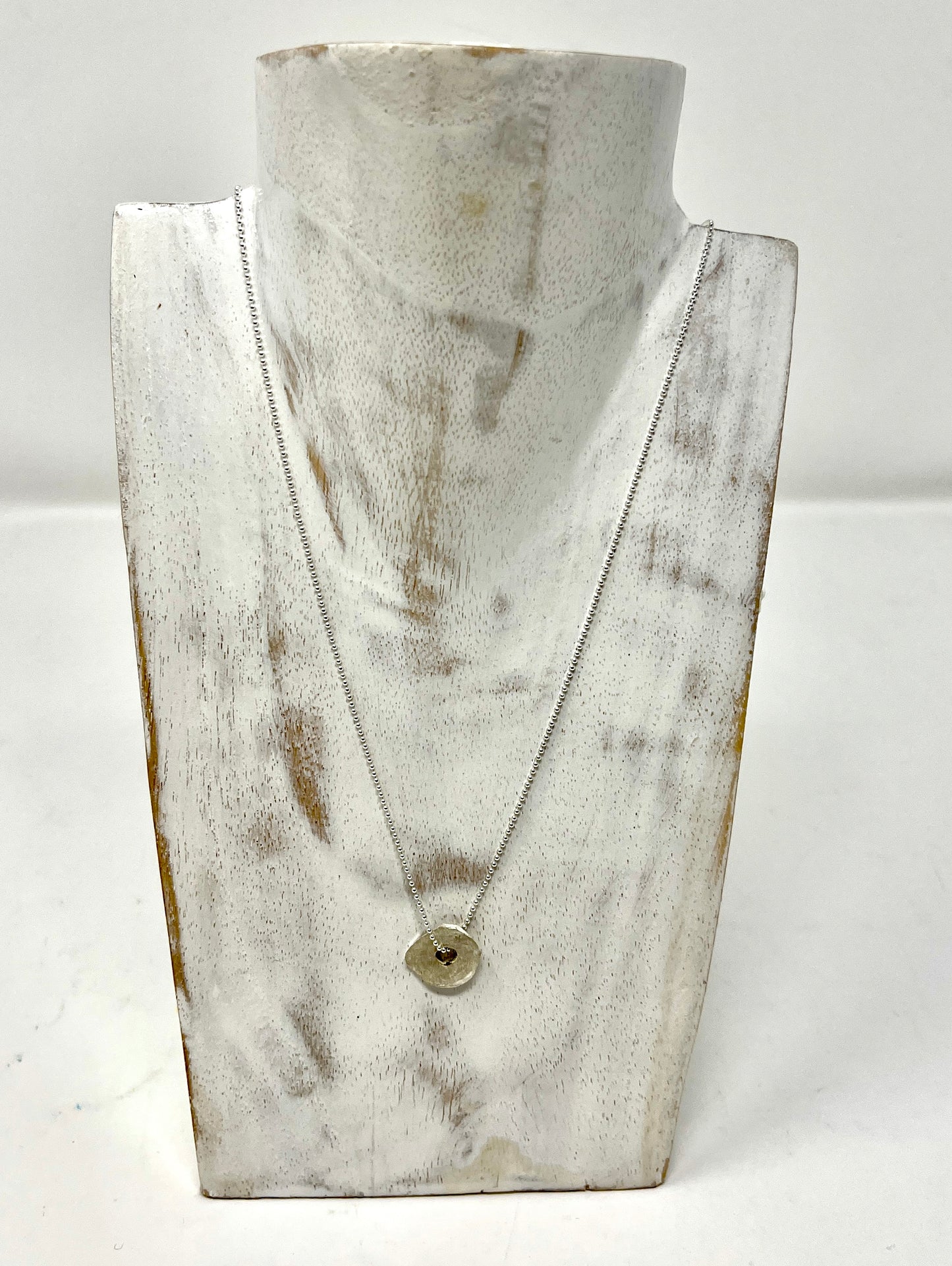 Bronwyn Minton: Small Silver Necklace