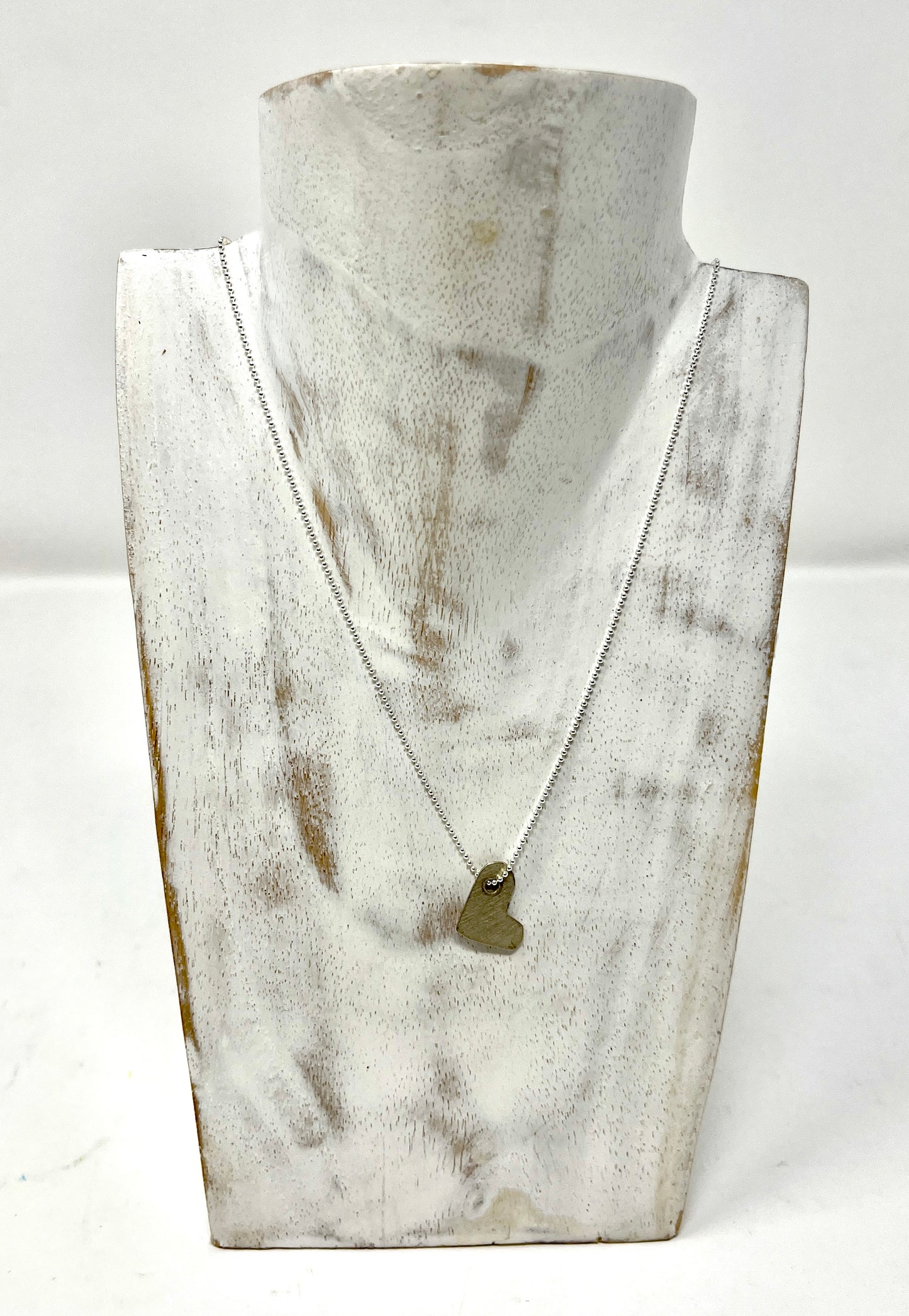 Bronwyn Minton: Small Silver Necklace