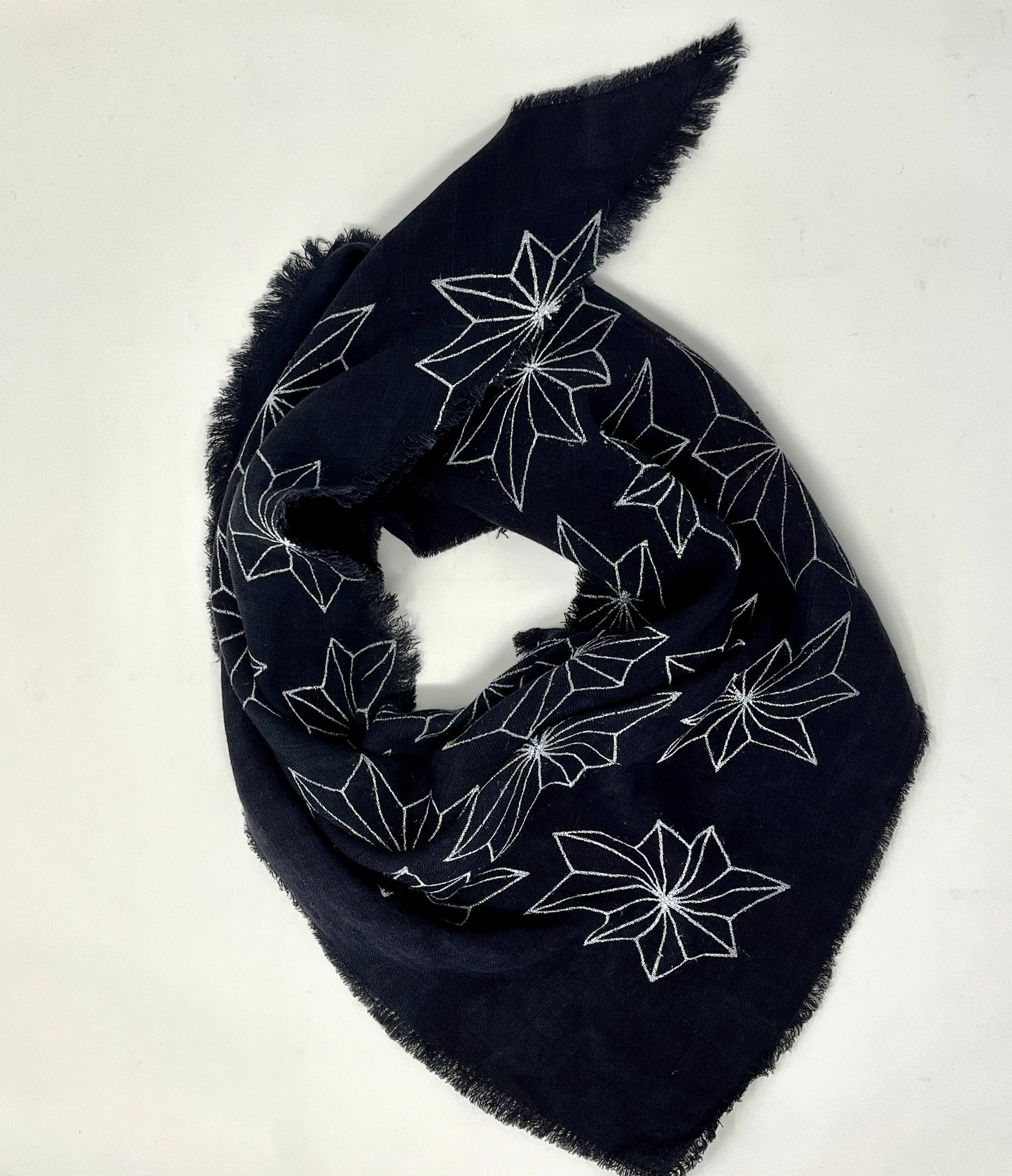 Lisa Walker: Kerchief
