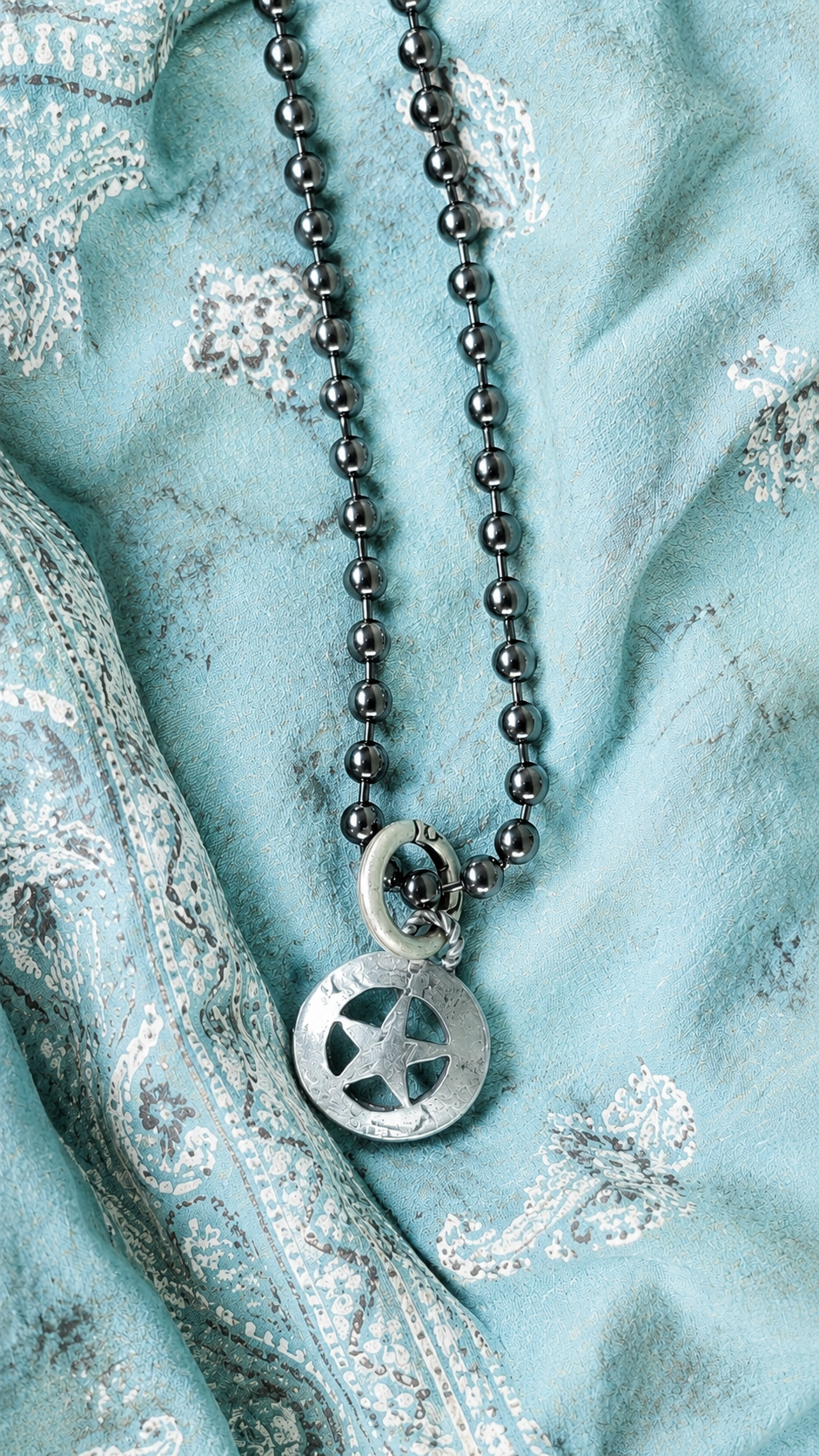 Tres Melindas: 1/2 Silver Dollar Star Necklace