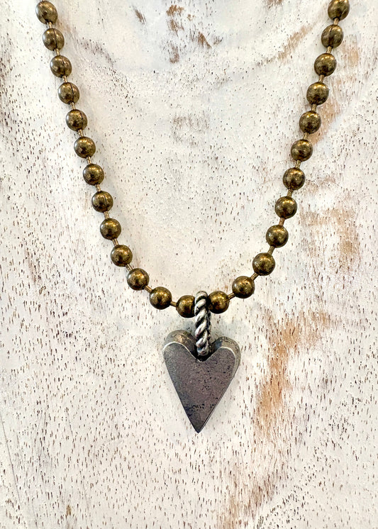 Tres Melindas: Tiny Heart Necklace