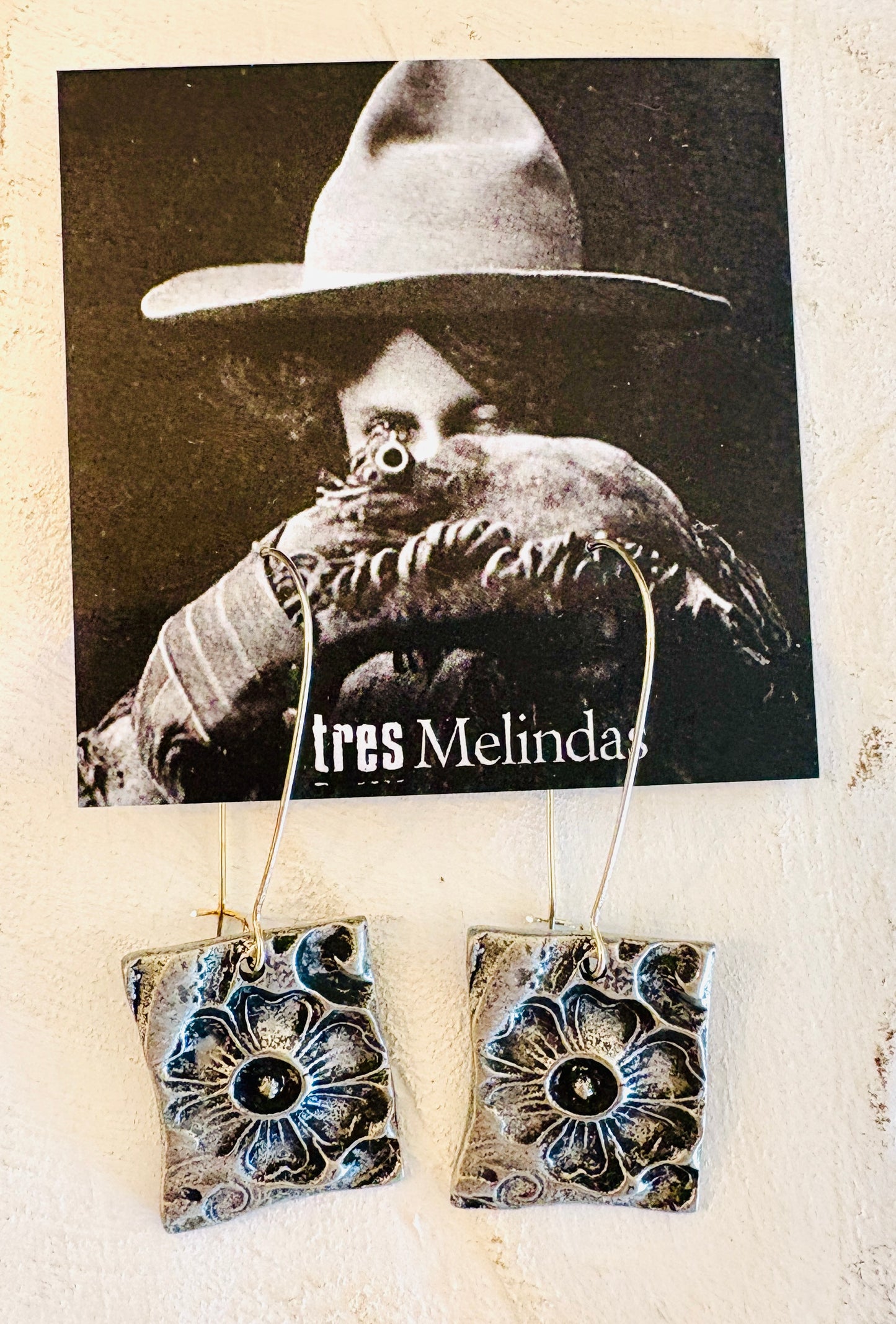 Tres Melindas: Large Earring Sets