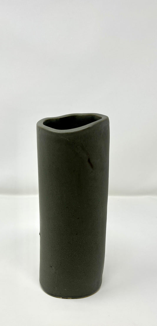 Bronwyn Minton: Stoneware Vase