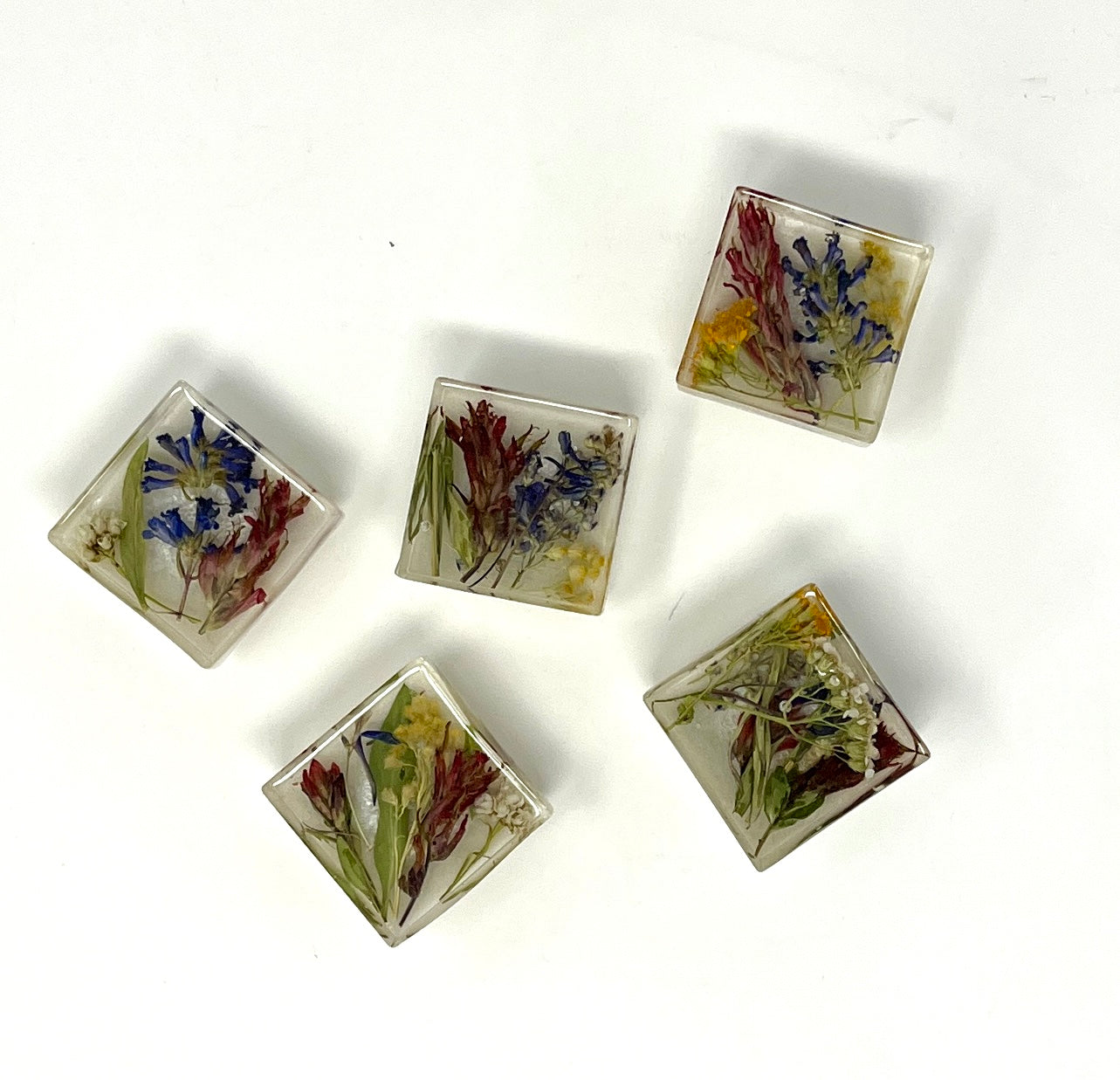 Julianna Lovasz: Square Flower Magnets