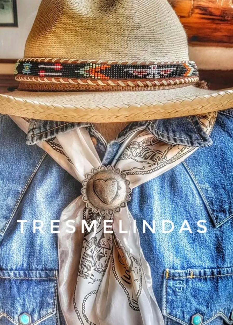 Tres Melindas: Scarf Slide