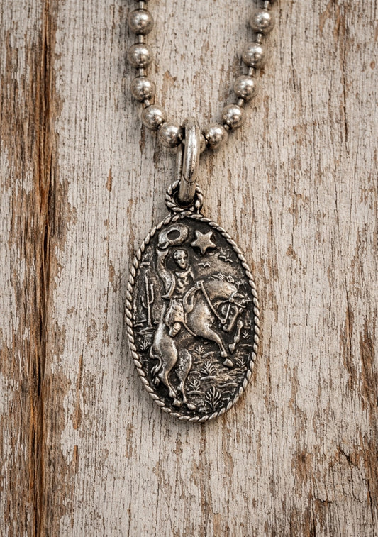 Tres Melindas: Catch A Falling Star Necklace