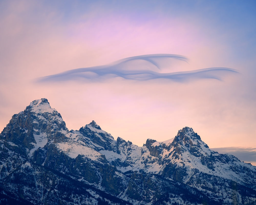 Steve Mattheis: Whispering Cloud